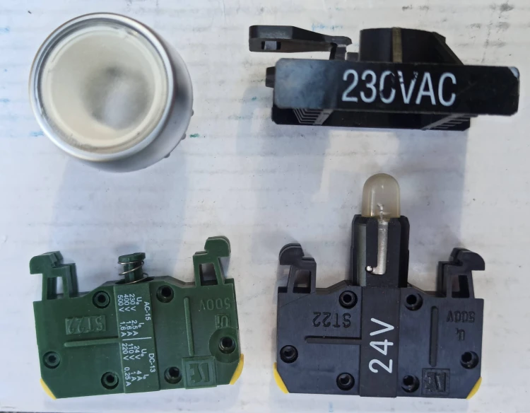 ST22-KLZ-10-24-ba9s - 1.jpg