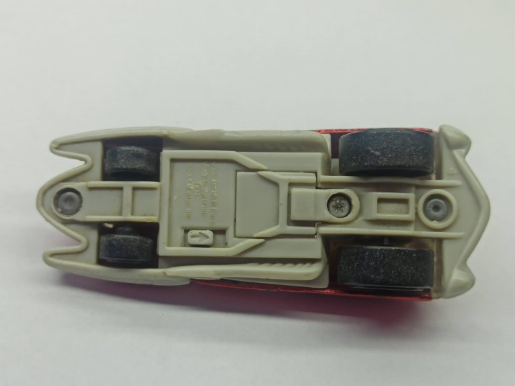 A2257A.jpg