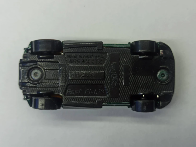 A2835A.jpg
