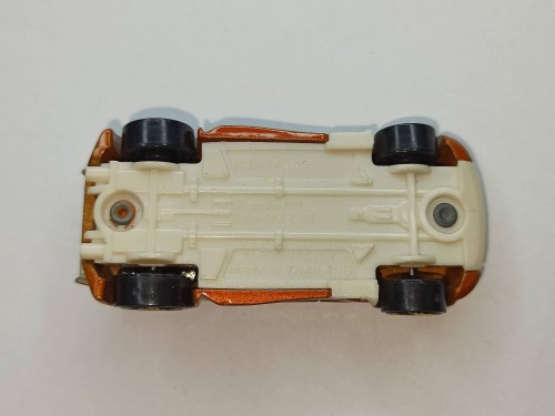 A1054A.jpg