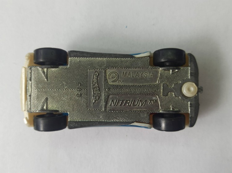 A3011A.jpg