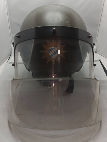 KASK-002A.jpg