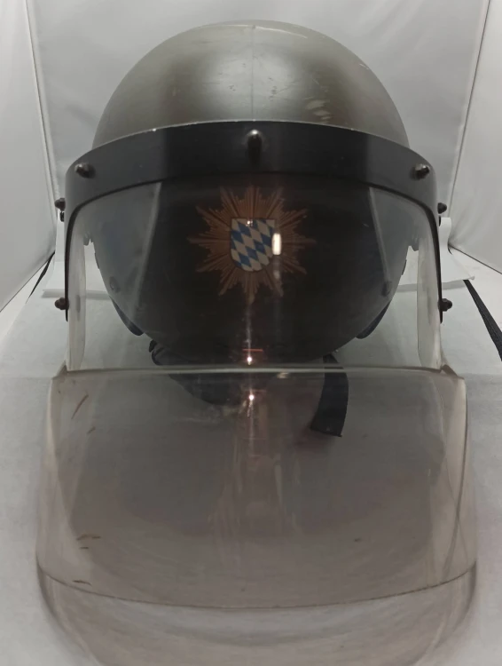 KASK-002A.jpg