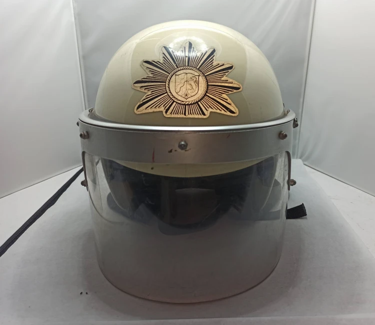 KASK-001.jpg