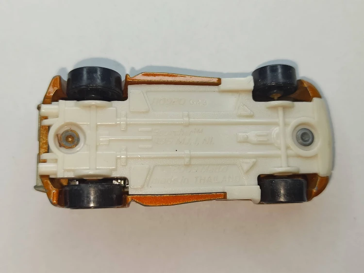 A1210A.jpg