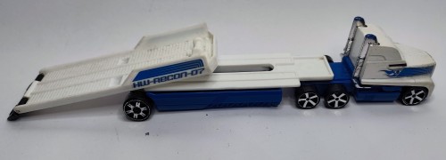 T0007A.jpg