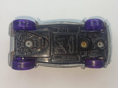 A1904A.jpg