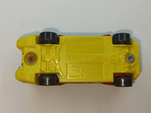 A2049A.jpg