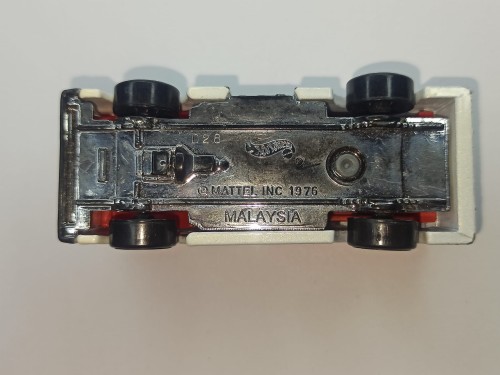 1044A.jpg